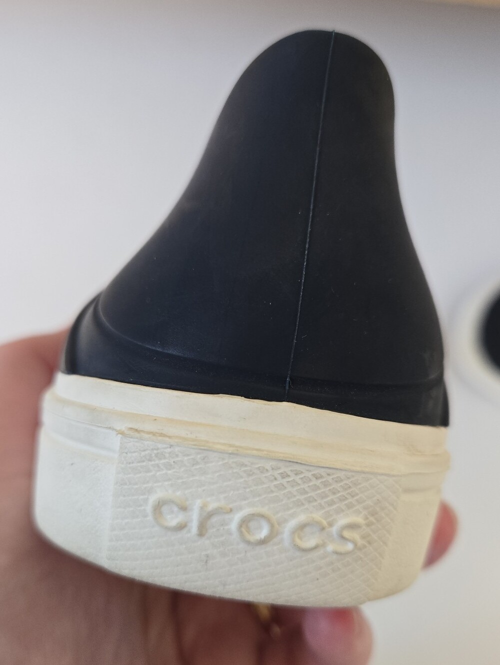 CROCS Women’s Navy Perforated Slip-On Loafers with White Sole 9 - Picture 3 of 9